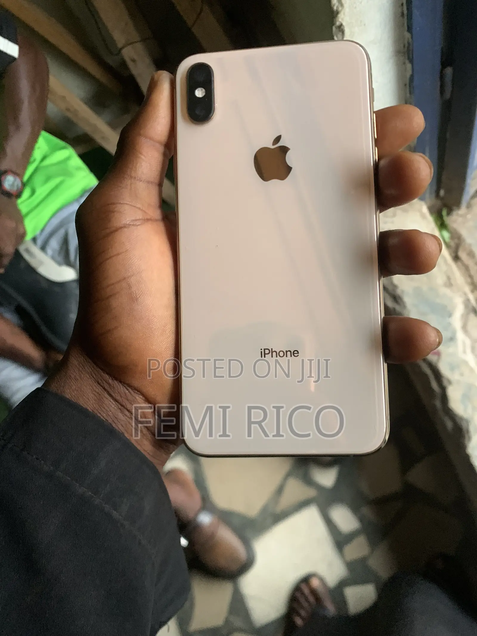 Apple iPhone XS Max 64 GB Gold