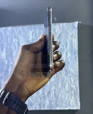 Apple iPhone X 64 GB White