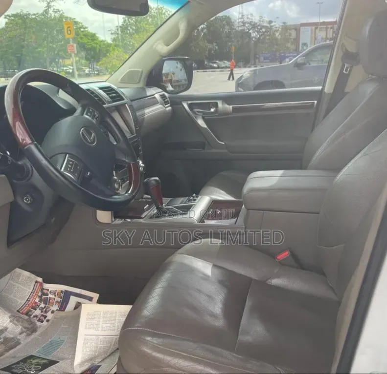 Lexus GX 2014 White