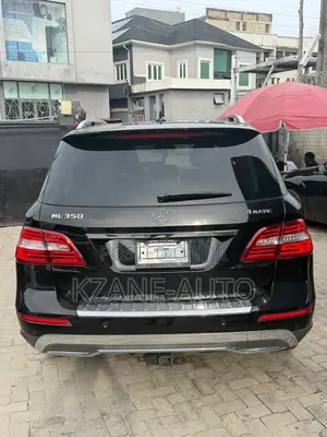 Mercedes-Benz MB100 2014 Black