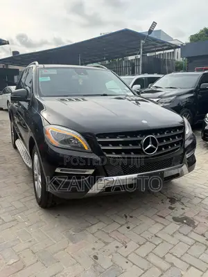 Mercedes-Benz MB100 2014 Black