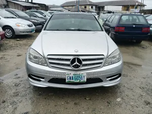 Mercedes-Benz C300 2010 Silver