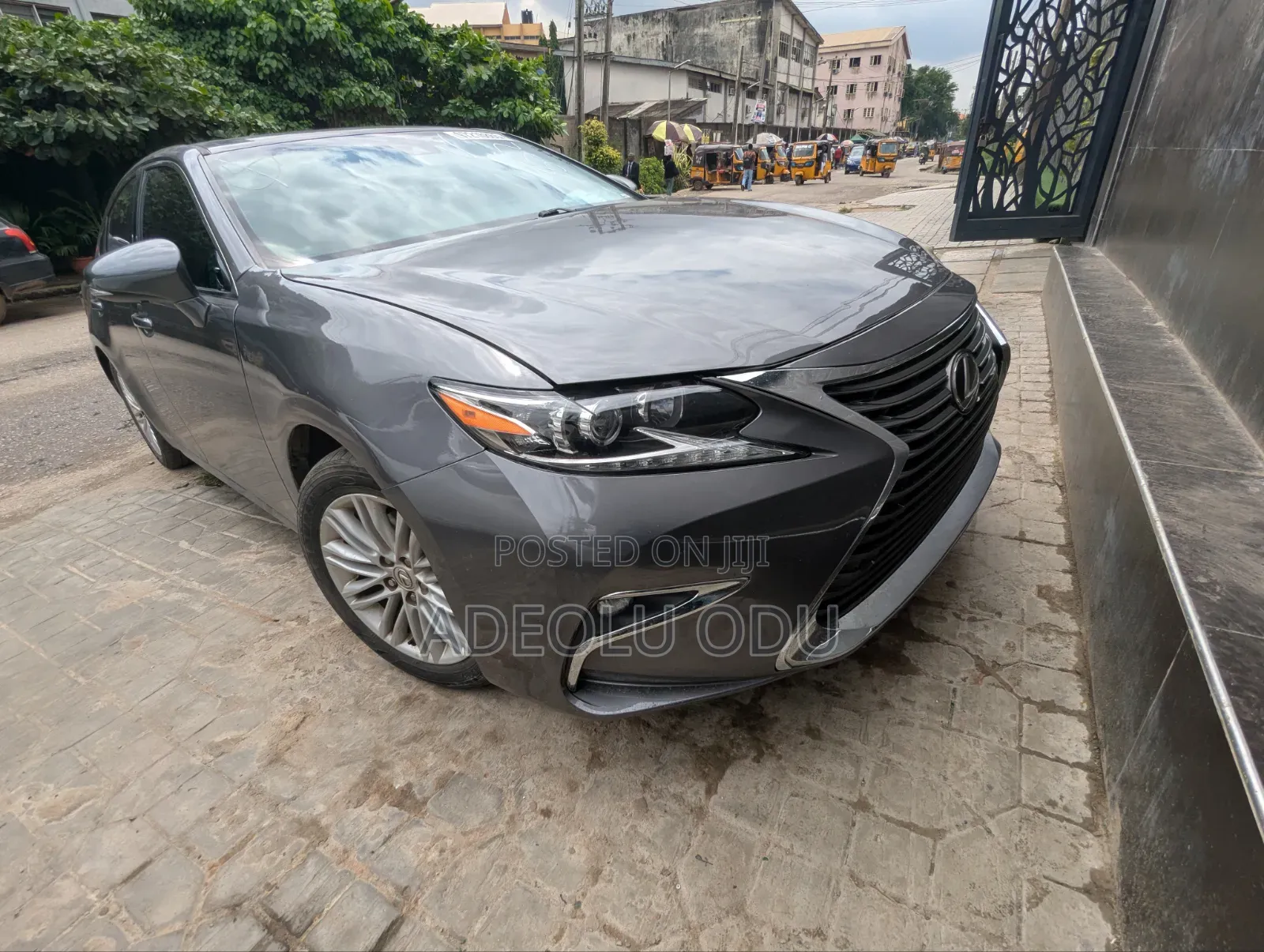 Lexus ES 2016 Gray