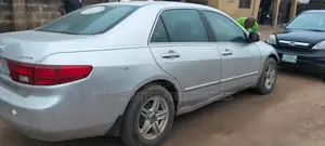 Honda Accord 2005 Gray