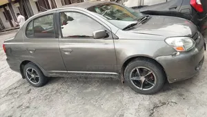 Toyota Echo Sedan 2005 Gray