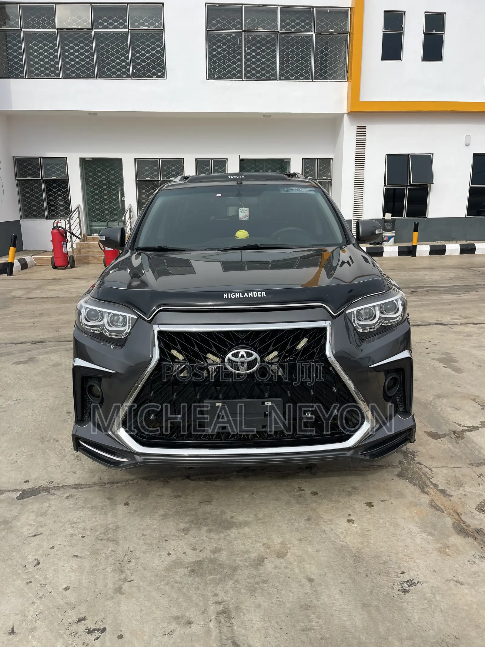 Toyota Highlander SE 2010 Gray