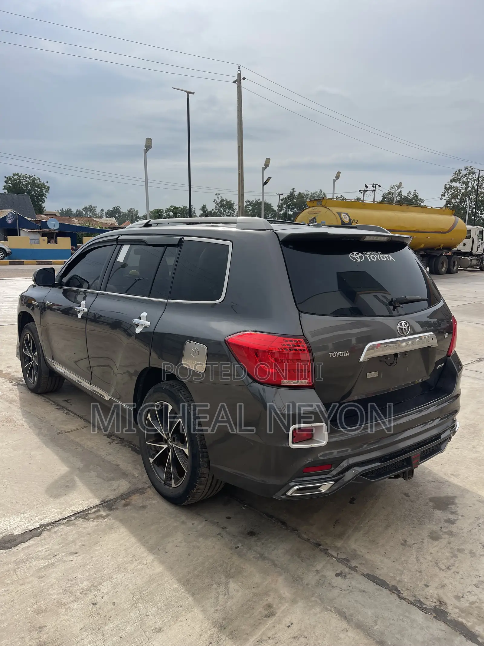 Toyota Highlander SE 2010 Gray