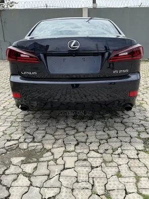 Lexus IS 250 2012 Blue