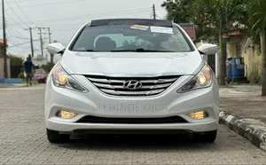 Hyundai Sonata Limited Sedan FWD (2.4L 4cyl 6A) 2013 White