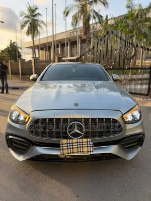 Mercedes-Benz E300 2017 Gray