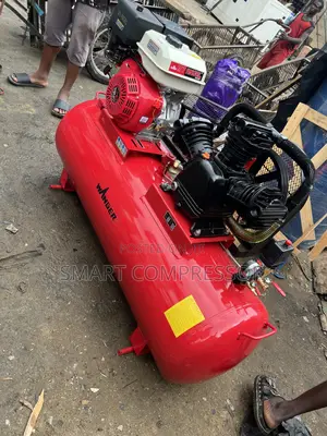 300 Liters Air Compressor 3 Piston With Engine