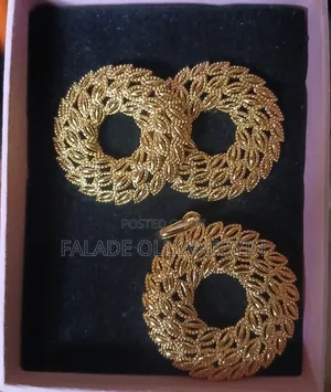 Fadhion Earring