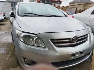 Toyota Corolla 2009 Silver