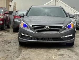 Hyundai Sonata Sport Sedan FWD (2.4L 4cyl 6A) 2016 Silver