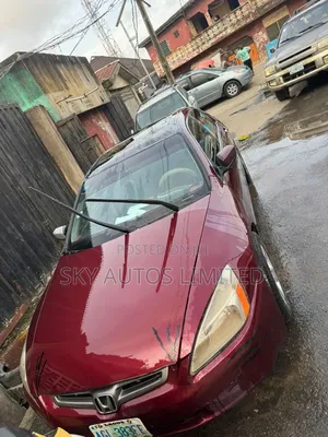 Honda Accord 2005 Red
