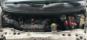 Ford B700 1995 White