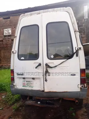 Ford Transit 2005 White