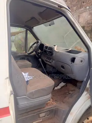 Ford Transit 2005 White