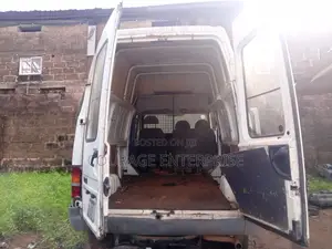 Ford Transit 2005 White