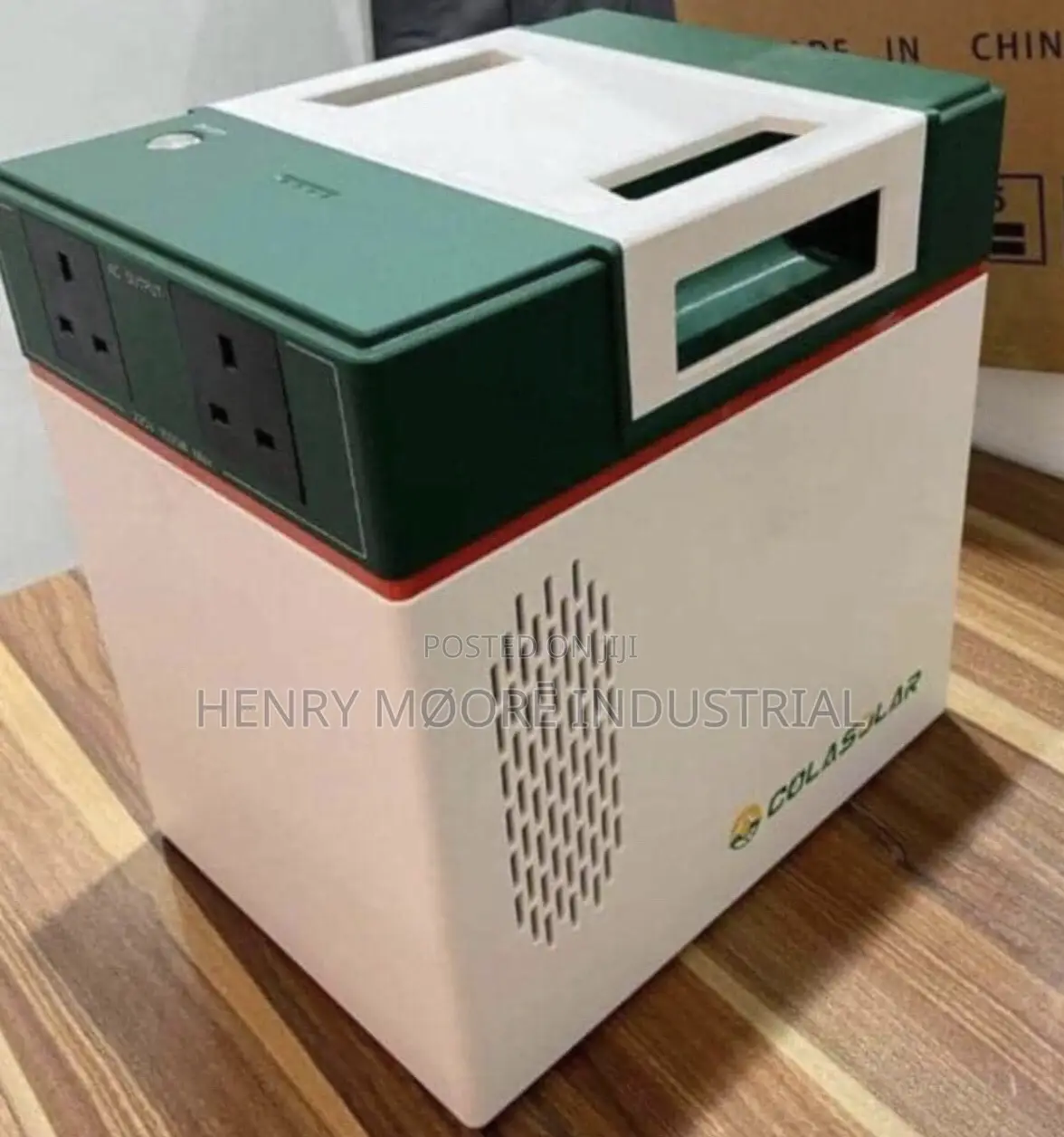 Cola Solar Generator 2kwh/1000w