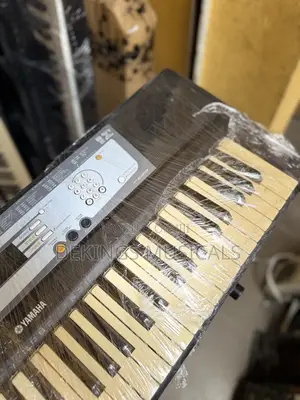 Uk Used Yamaha PSR-E213 Portable Keyboard
