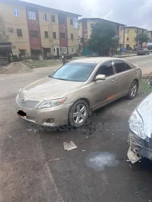 Toyota Camry LE 4dr Sedan (2.4L 4cyl 5A) 2007 Gold