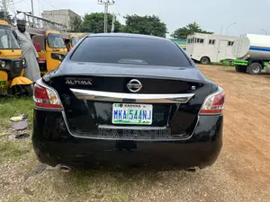 Nissan Altima 2014 Black