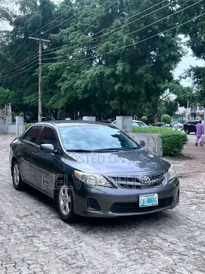 Toyota Corolla 2012 Maroon