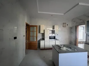 5bdrm Duplex in Chevron Drive Lekki for rent