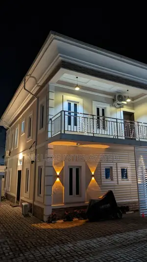 Furnished 3bdrm Apartment in Lekki Phase 1 for rent