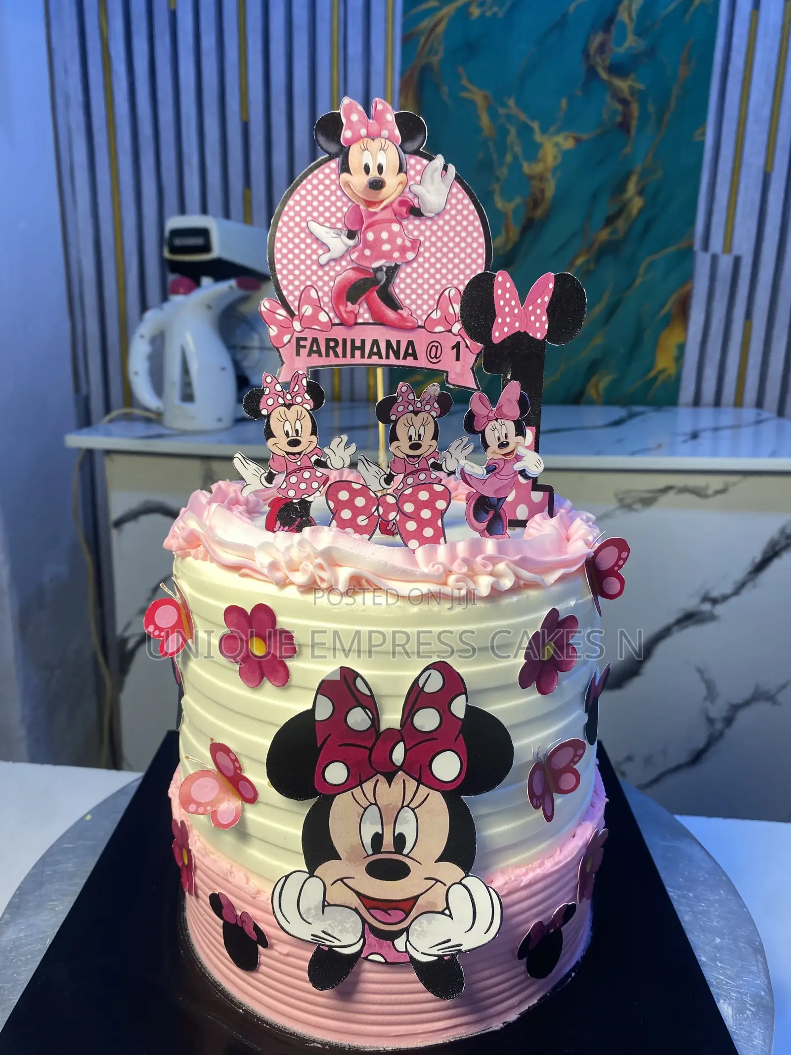 Kiddes Character Cake