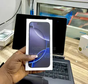New Apple iPhone 16 Pro Max 256 GB Black