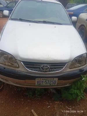 Toyota Avensis 2.0 D Verso 2002 Silver