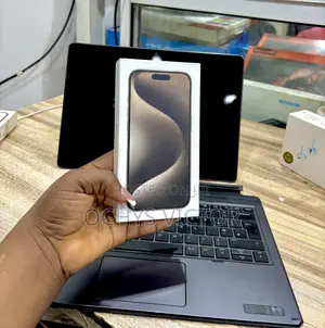 New Apple iPhone 15 Pro 128 GB