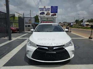 Toyota Camry 2016 White