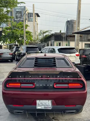 Dodge Challenger SRT Hellcat RWD 2017 Red