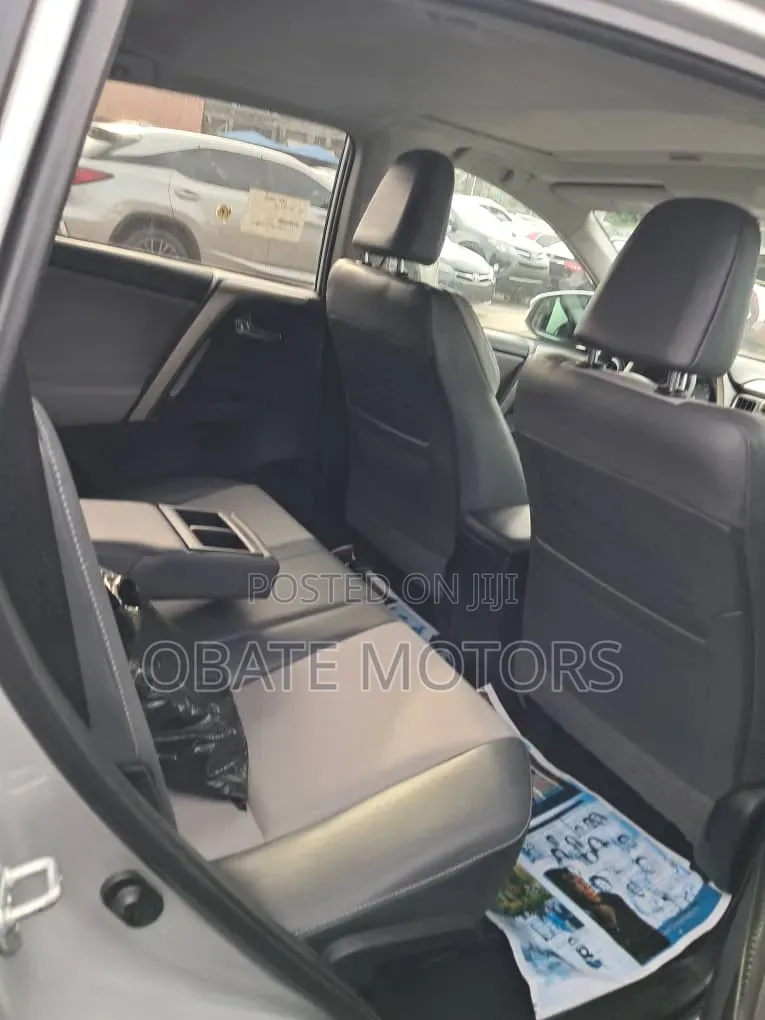 Toyota RAV4 2014 Silver