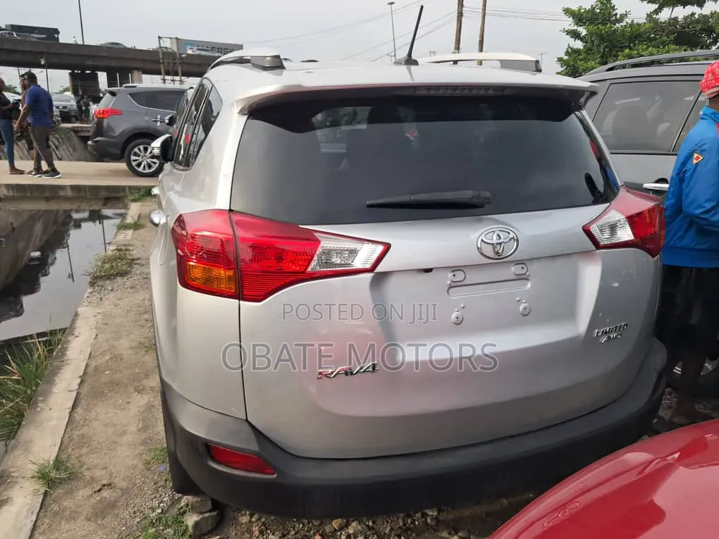 Toyota RAV4 2014 Silver
