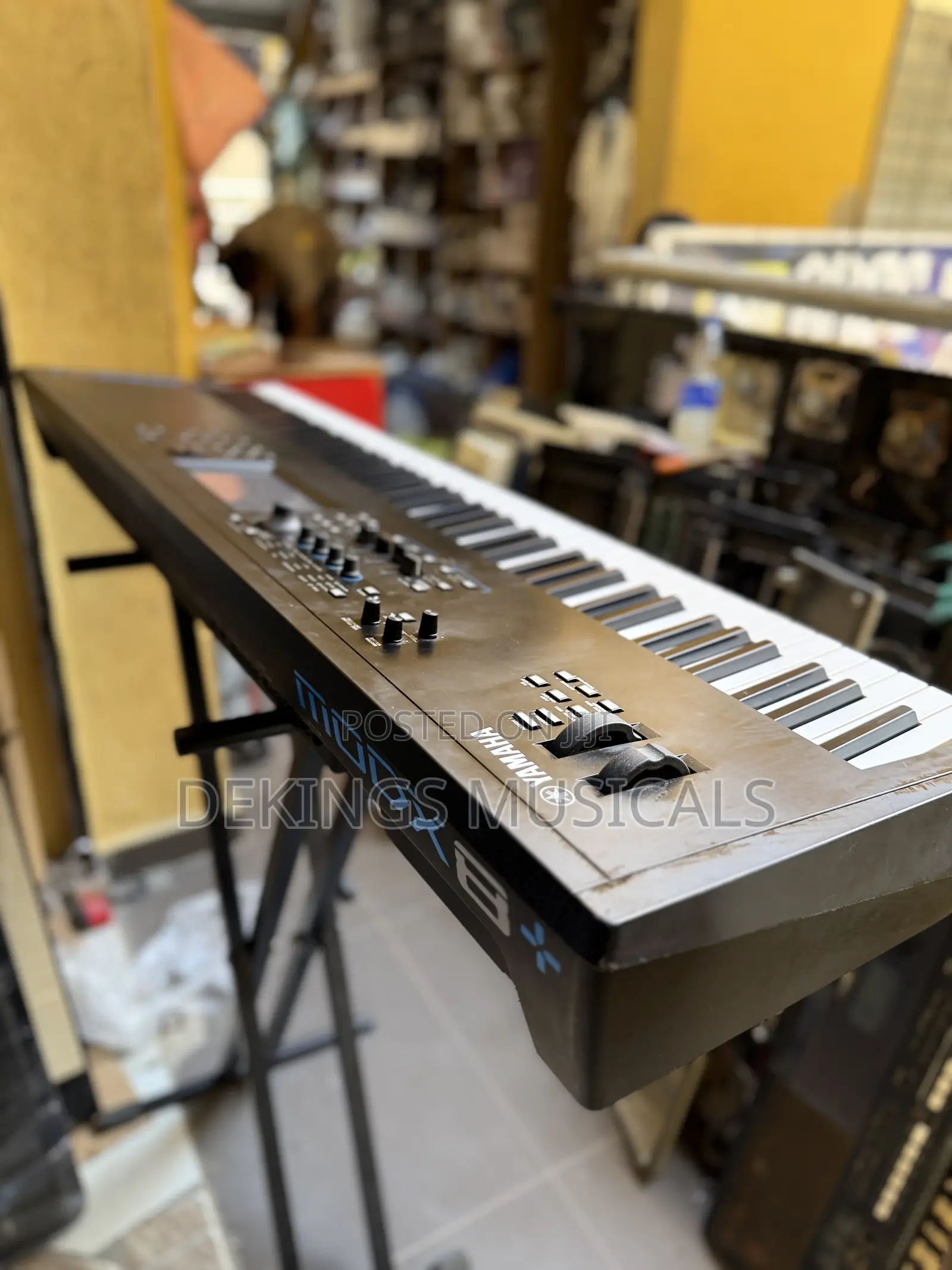 Uk Used Yamaha Modx8+ Music Synthesizer