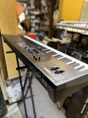 Uk Used Yamaha Modx8+ Music Synthesizer