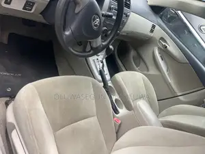 Toyota Corolla L 4dr Sedan (1.8L 4cyl 5M) 2012 Blue