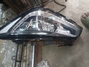 Headlight Hyundai Genesis 2017 Set