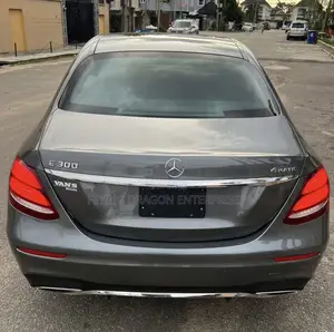 Mercedes-Benz E300 4Matic AWD Sedan (2.0L 4cyl 9A) 2017 Gray