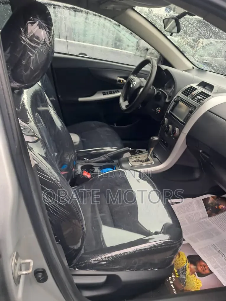 Toyota Corolla 2013 Silver