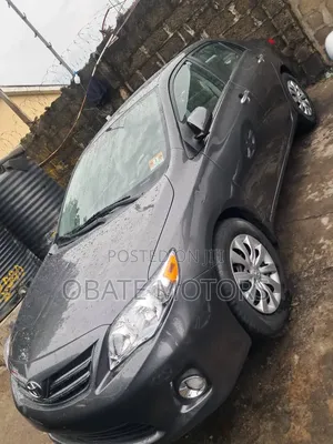 Toyota Corolla 2013 Gray
