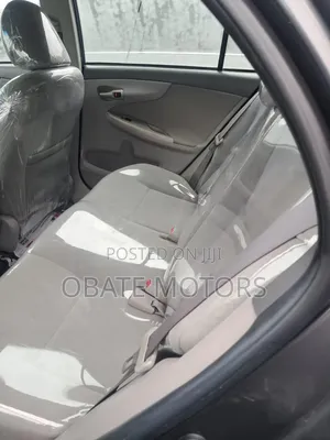 Toyota Corolla 2010 Gray