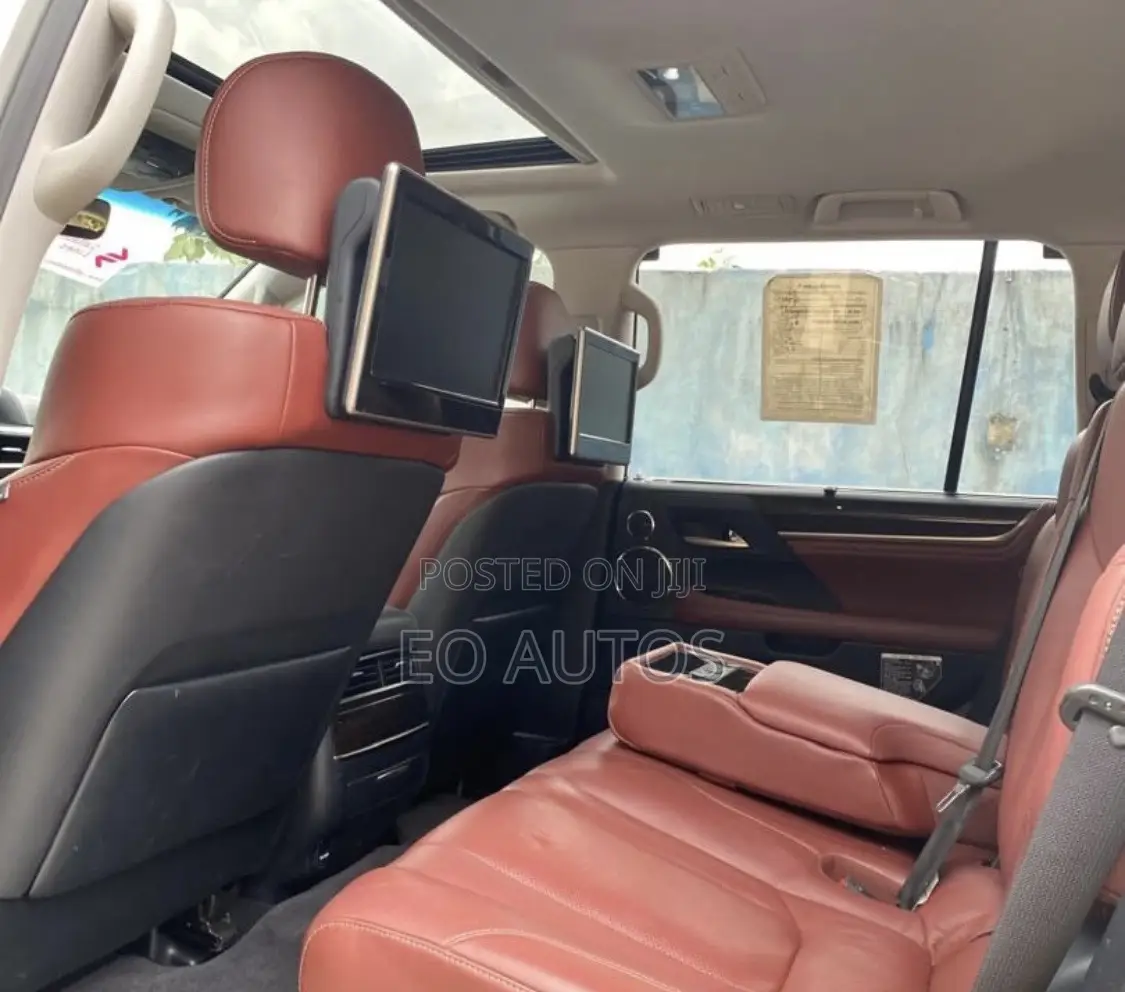 Lexus LX 570 AWD 2018 Silver