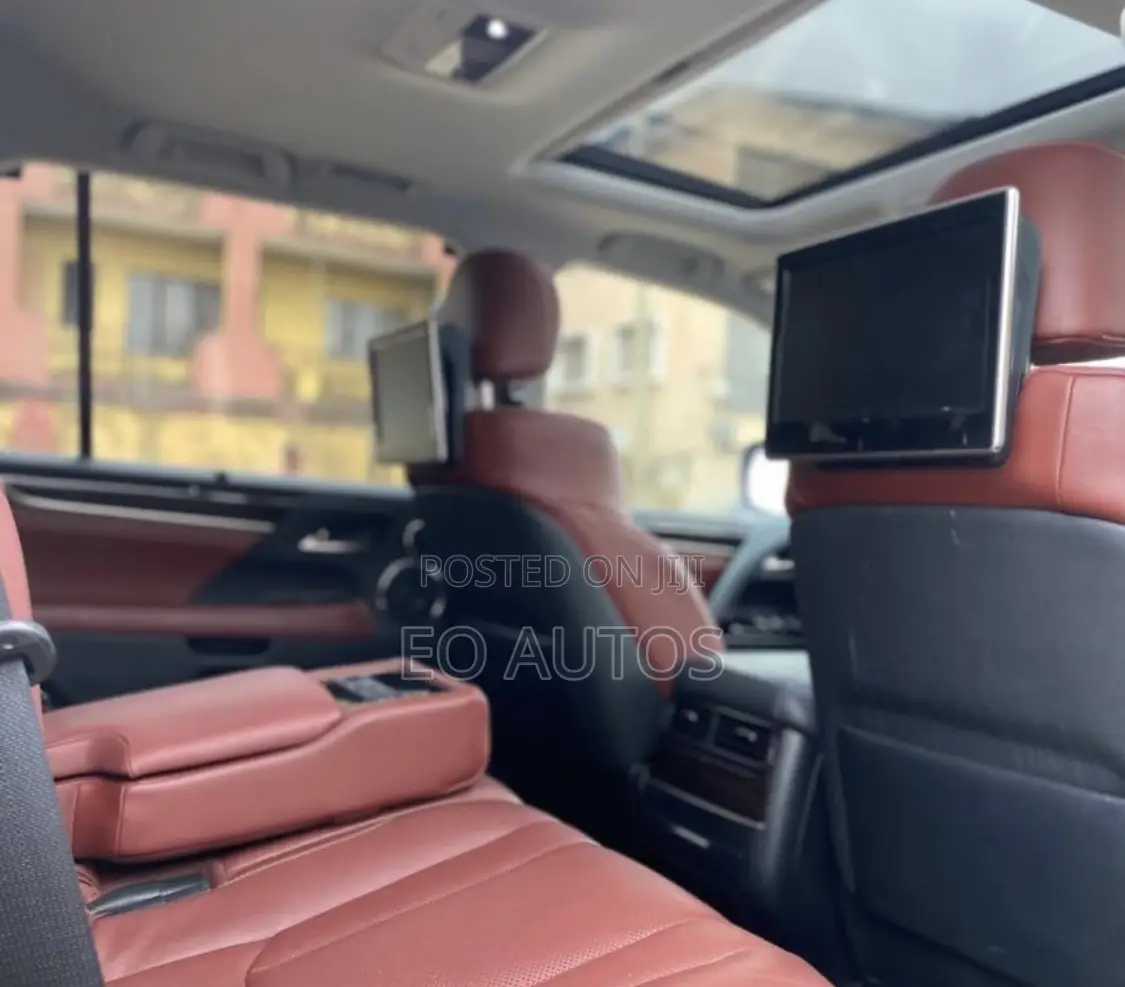 Lexus LX 570 AWD 2018 Silver
