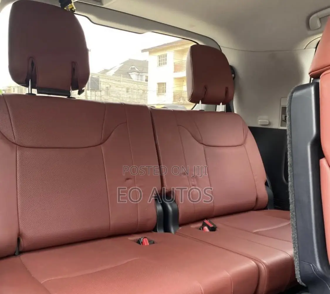 Lexus LX 570 AWD 2018 Silver