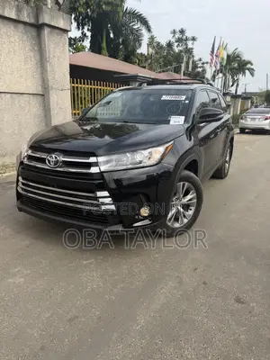 Toyota Highlander 2015 Black